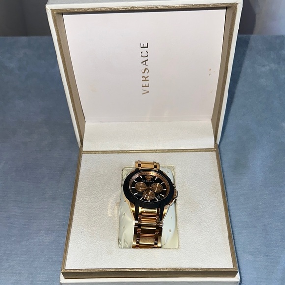 Versace Men's Gold and Black Watch - Picture 1 of 8